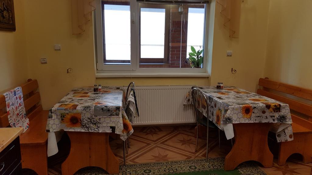 Lara Hotel Solochyn Buitenkant foto